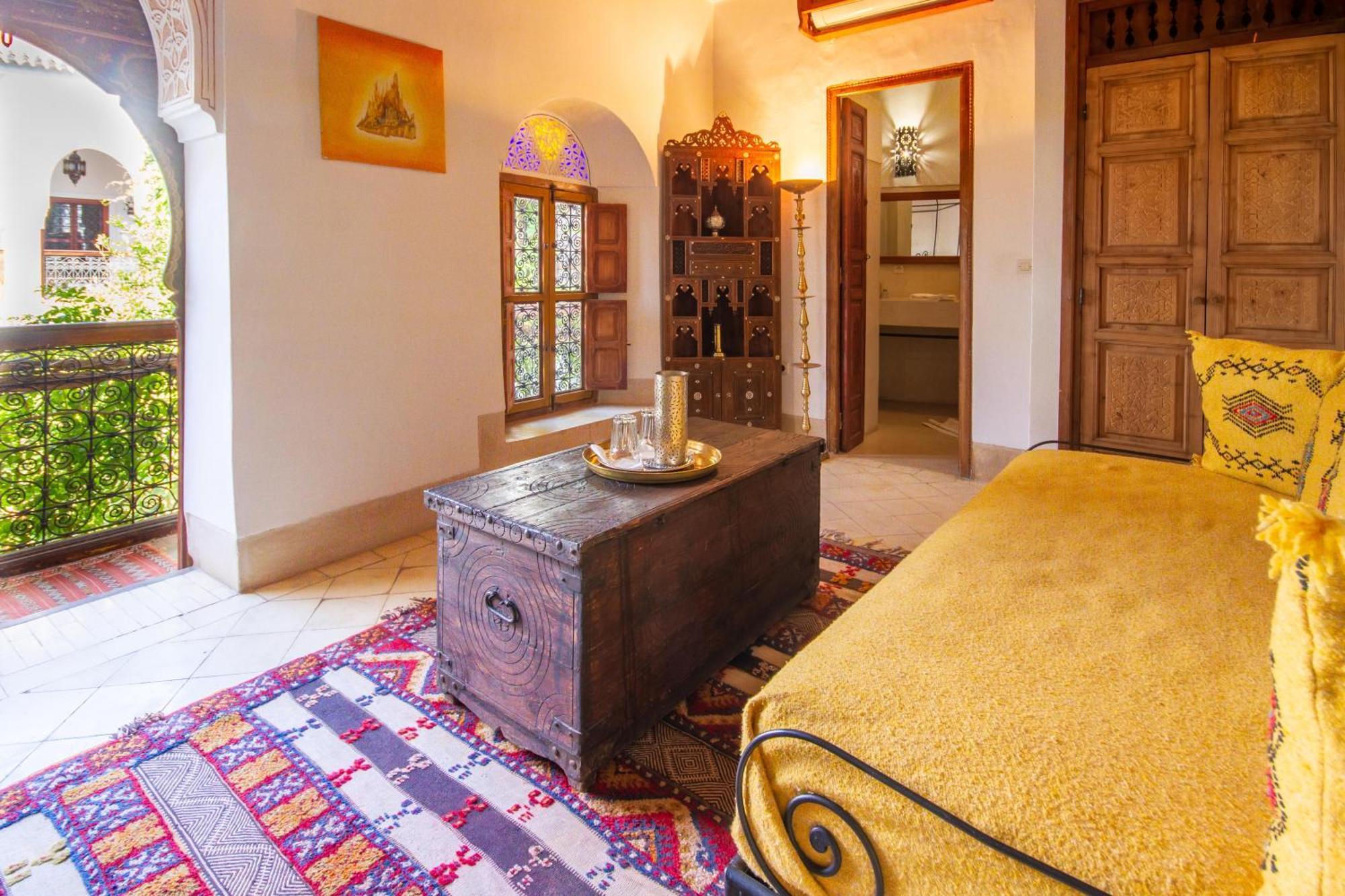 Deluxe King Suite